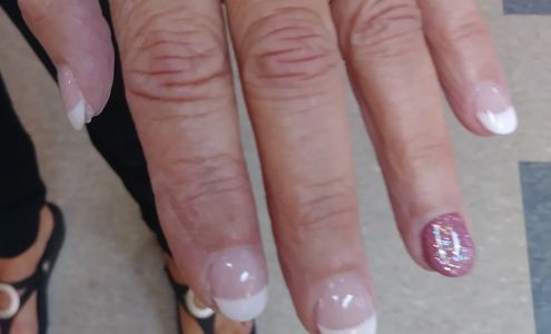 The Edge Salon 21 Eury Ln #2, Somerset Kentucky 42501