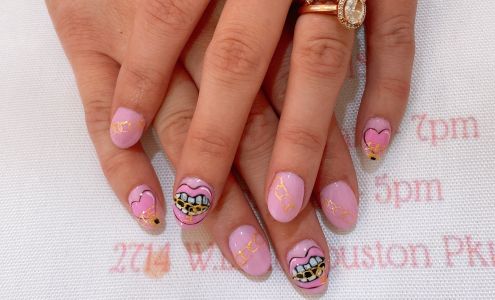 Tipsy Nails Salon In Kingwood Texas