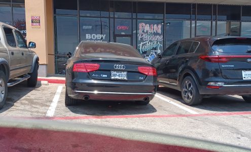 Body Bang Tattoo Studio