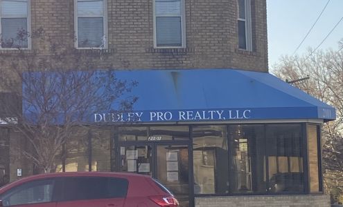 C.H.O.W. Bella Salon