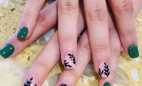 Pretty Nails & Spa 413 TX-37, Mt Vernon Texas 75457