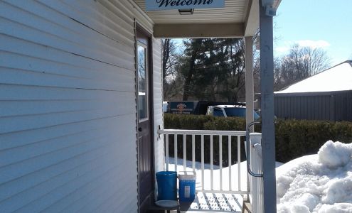 Hair-Loft Feeding Hills