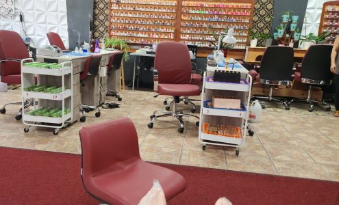 Gorgeous Nails & Spa