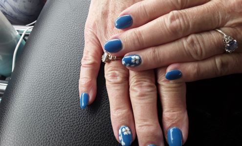 Brenda Nails 1370 MA-134, South Dennis Massachusetts 02660