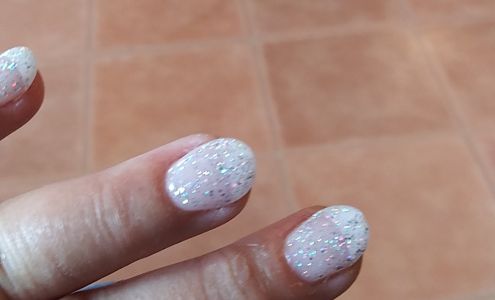 First Nail's 104 S Tyler St, Morgantown Kentucky 42261