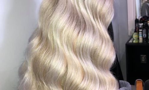 Timothy & Co. Salon Newland