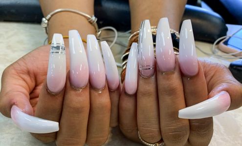 Five Star Nails & Hair Spa