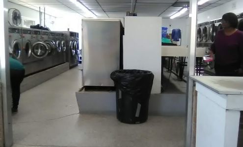 Monique Hair Braiding