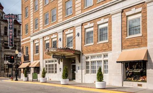 Hotel Bothwell Sedalia Central District, an Ascend Collection Hotel