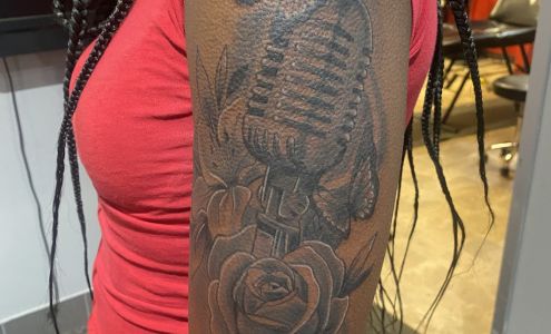 Pushin Ink Tattoo Studio