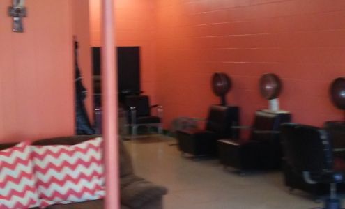 Hair Biz Beauty Salon 215 Hall Ave, Hattiesburg Mississippi 39401