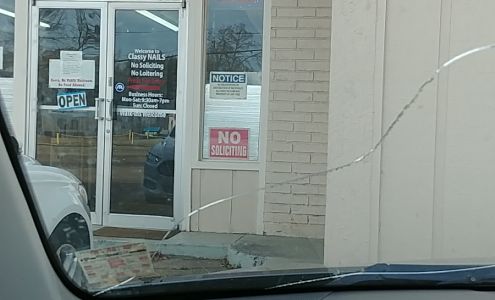 Classy Nails Indianola