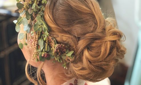 Vanity Hair Salon 3225 Harrisburg Pike, Landisville Pennsylvania 17538