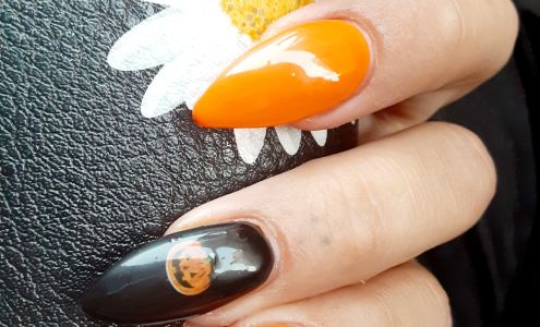 K H Nails 1786 Columbia Ave, Columbia Pennsylvania 17512