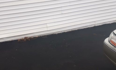 U-Haul Neighborhood Dealer