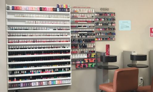 Babi nail spa Glen Cove