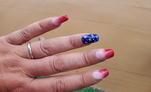 T T Nails Saratoga Springs