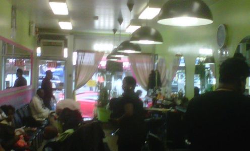 Unique Edge Hair Salon