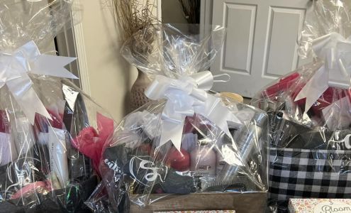 Creative Style Salon & Tanning