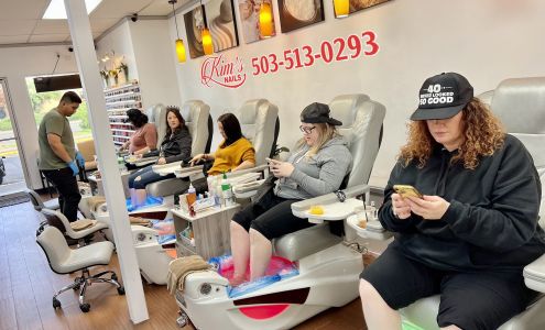 Kim’s Nails 13815 SE McLoughlin Blvd, Oak Grove Oregon 97222