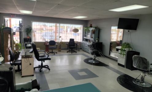 Alva's Hair & Nail Salon