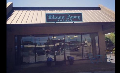 Blown Away Salon / Angel Starks / Stylist Alcoa