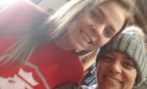 Country Clipper Salon Moravia