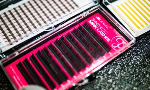 Styles & Extensions Salon Burlington