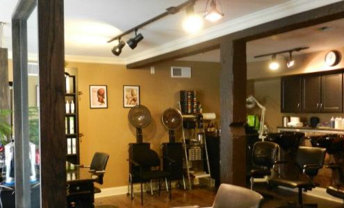 Salon 851 851 4th St #4, Whitehall Pennsylvania 18052