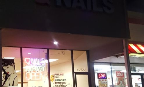 Q Nails Winnetka