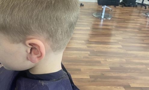 Kute Kutz 150 W Main St SPC 2, Calipatria California 92233