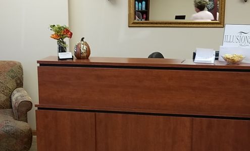 Illusions Salon Iowa City