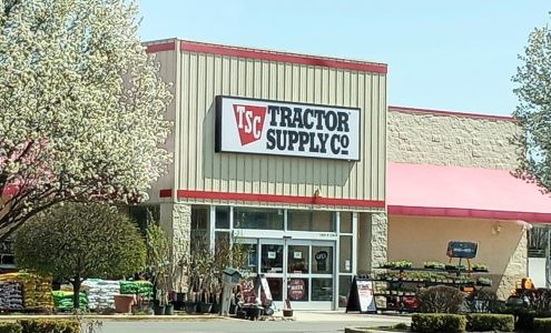 Tractor Supply Greenfield