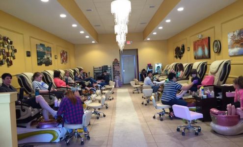 T&N Nail Bar 352 Kroger Way, Versailles Kentucky 40383