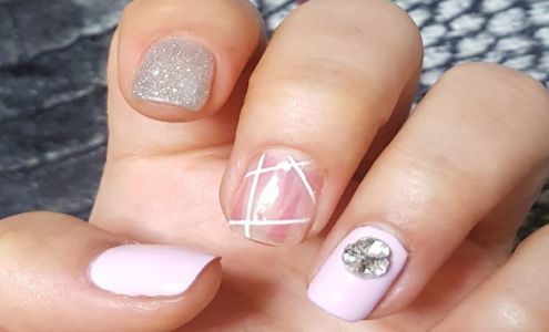 Apple Nails Versailles 547 Marsailles Rd, Versailles Kentucky 40383