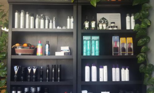 Platinum Salon 109 W Main St, Lake City Iowa 51449