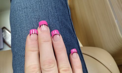 Springfield Salon & Nail Spa