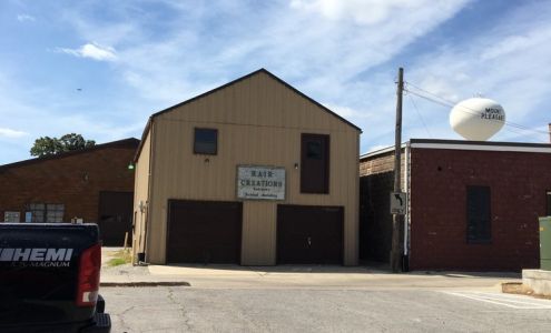 Hair Creations 202 S Jefferson St, Mt Pleasant Iowa 52641