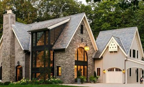 In the Right Hann's Realty