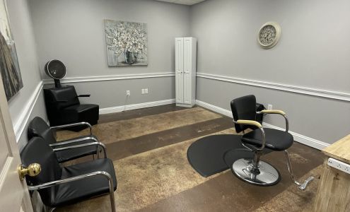 Selah Salon Suites 6754 Taylor Cir, Montgomery Alabama 36117