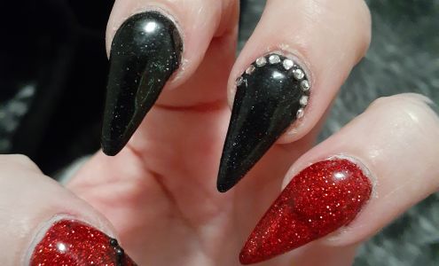 Mane Street Attraction 37043 Main St, Burney California 96013