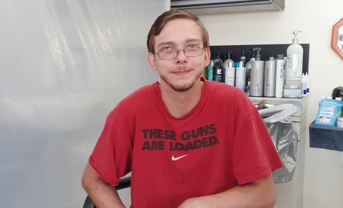 D & A Designs Family Hair Care