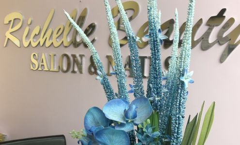 Richelle Salon And barbershop Bronx