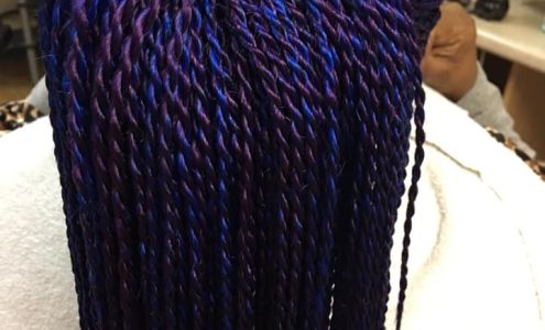 Nana African Hair Braiding