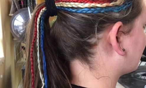 218 Main Salon Lakota