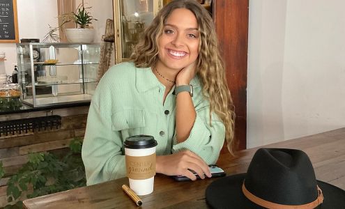 Hair Studio & Golden Tan Victor