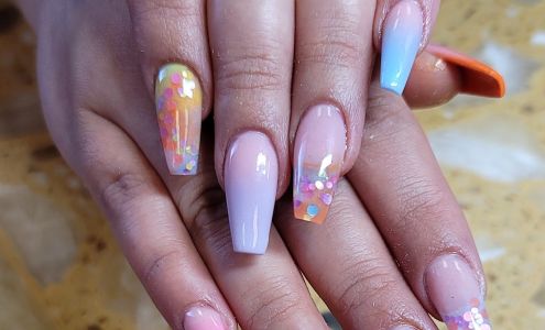 Panda Nails & Spa Canadian