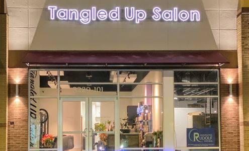 Tangled Up Salon VB