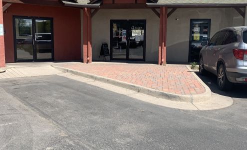 La Tijera Unisex Salon 106 Oak Ridge Dr #102, Gypsum Colorado 81637