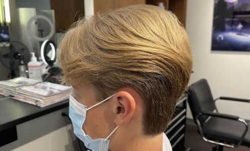 Greg Hinshaw's Hair Studio